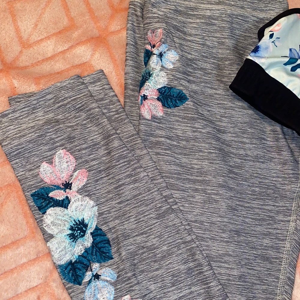 Two Piece Floral Workout Set - image 2